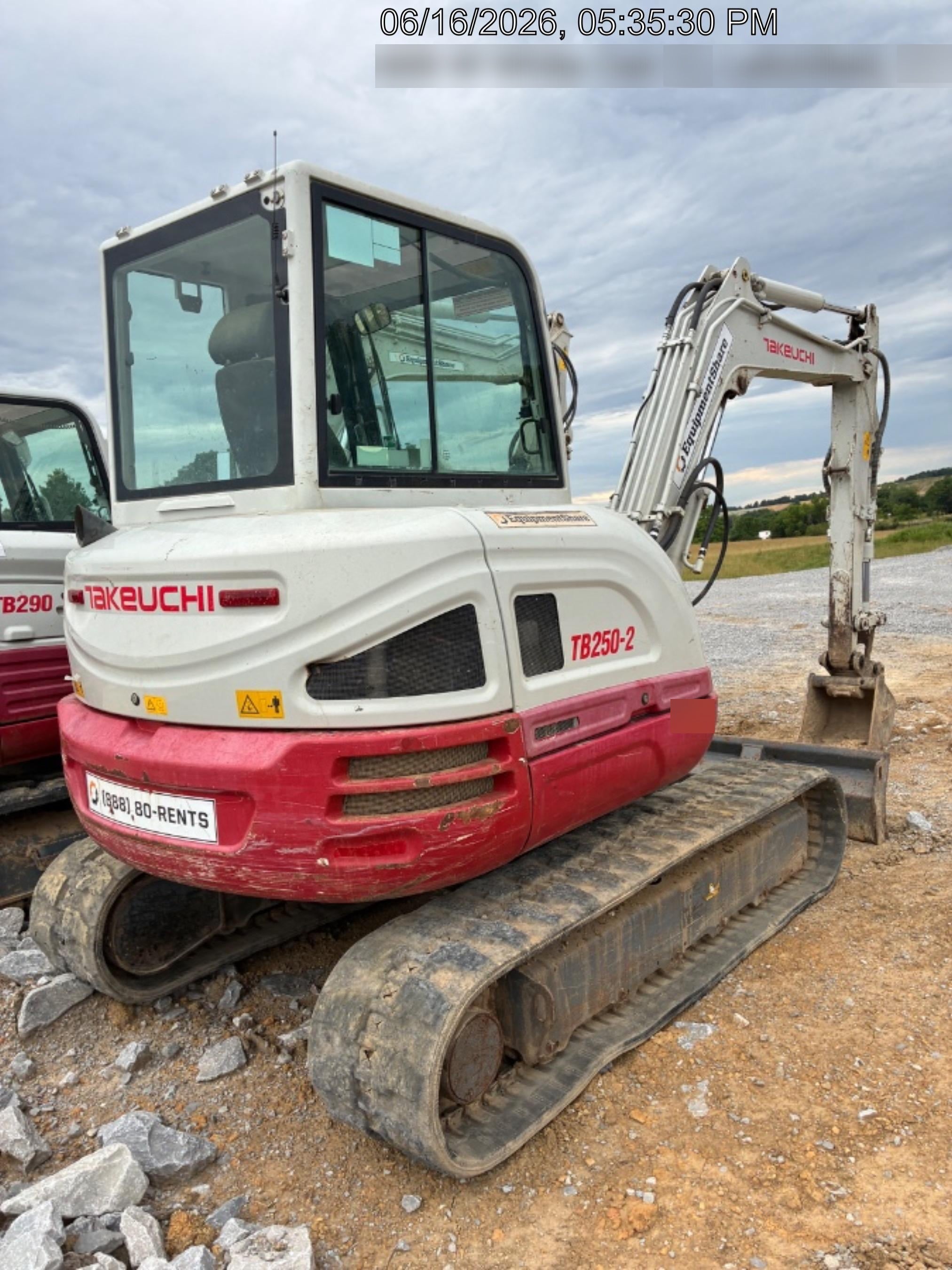 2020 TAKEUCHI TB250-2C