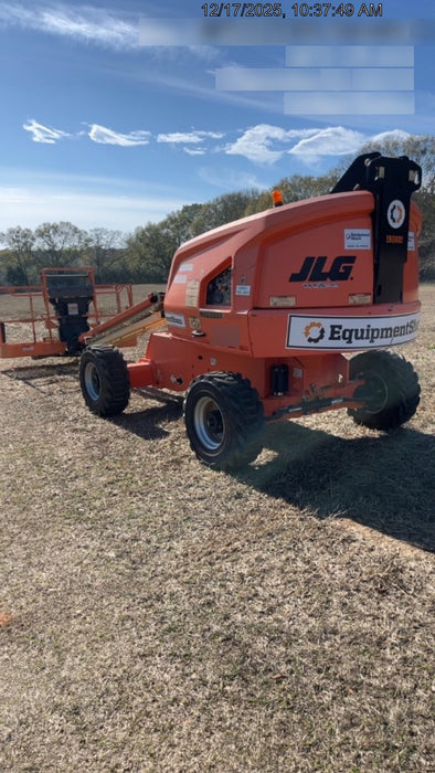 2019 JLG 400S