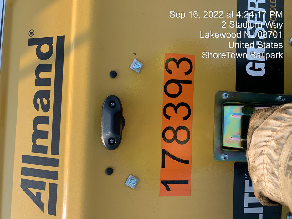 Allmand NLV3GR 3kW Light Plant - LED