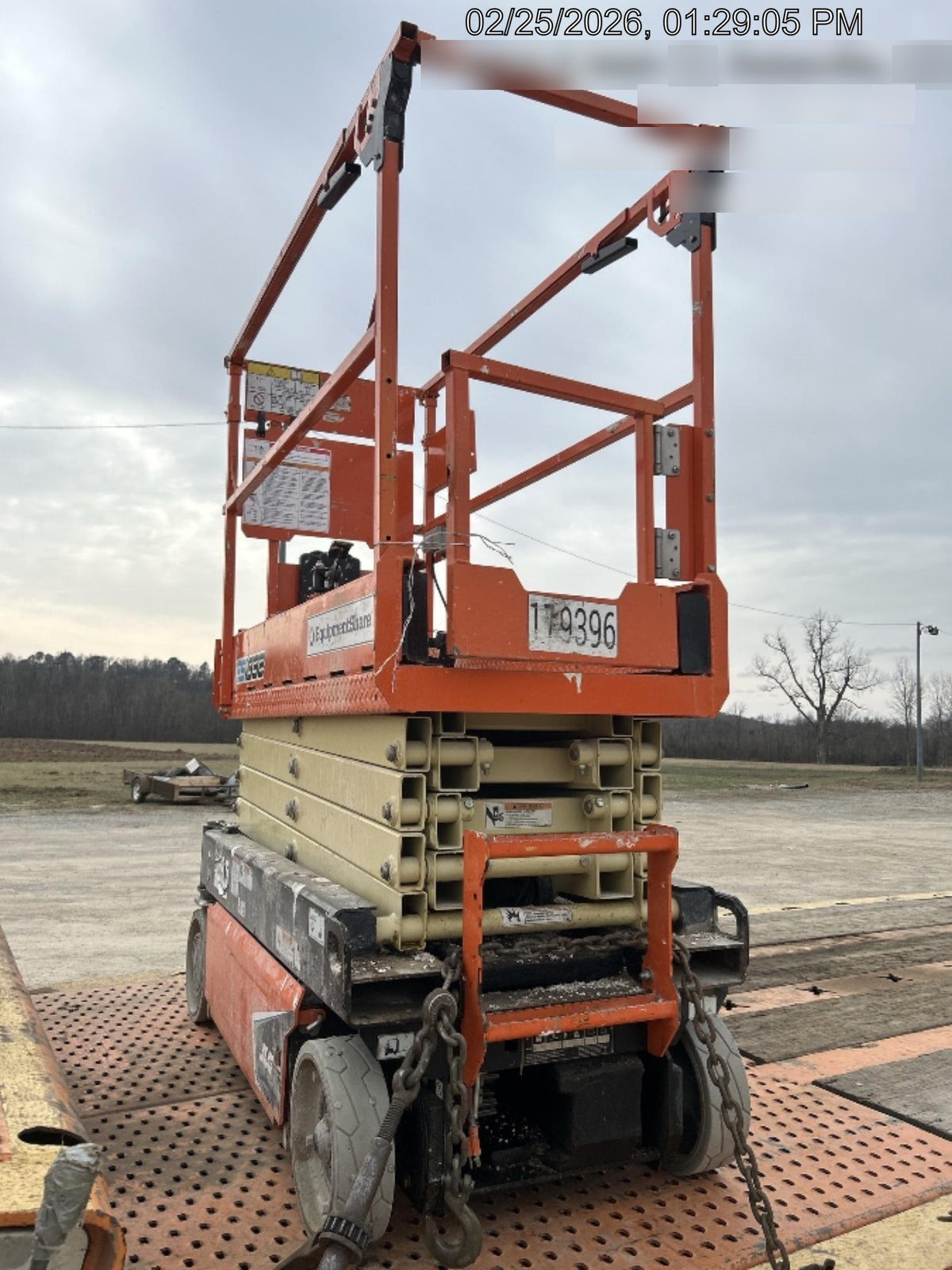 2021 JLG ES1932