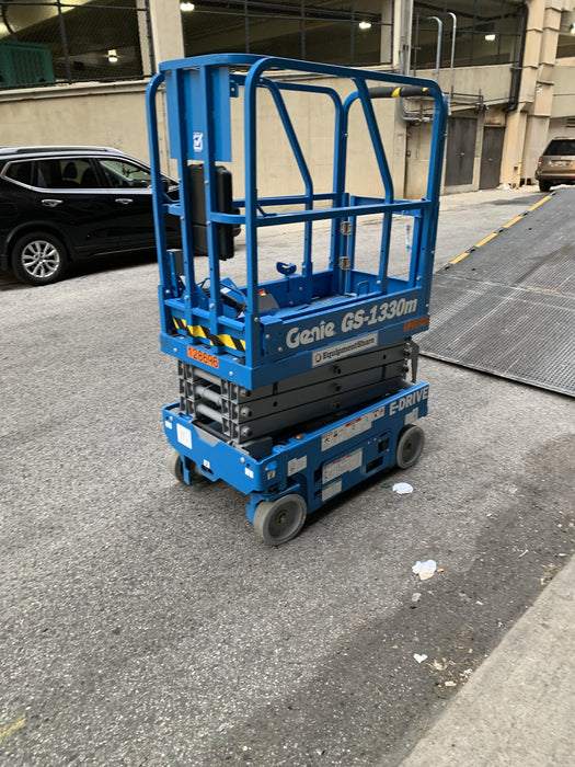 2021 GENIE GS-1330m