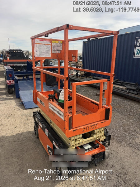 2022 JLG ES1330L