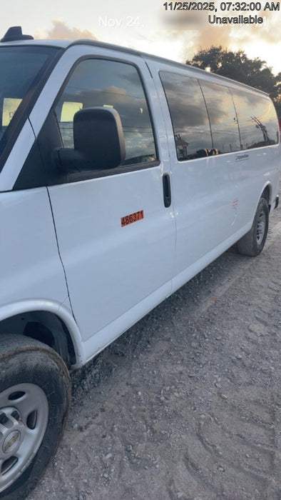 2025 CHEVROLET Express Van - Rental