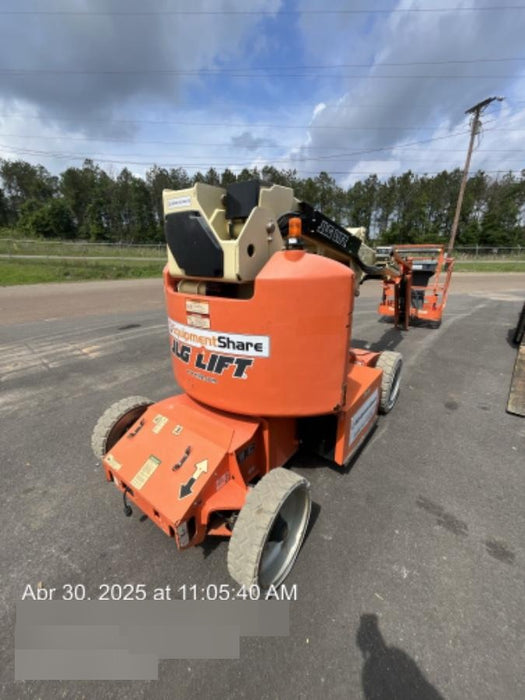 2019 JLG E400AJPN