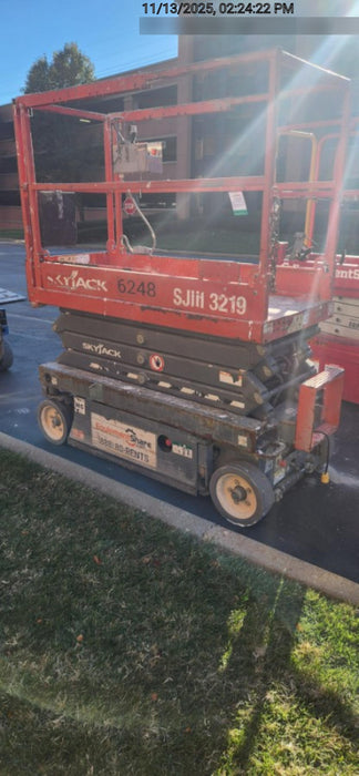 2017 Skyjack SJIII-3219 Skyjack SJ3219, Trojan Battery Set, Extended Warranty 5yr/5k hr