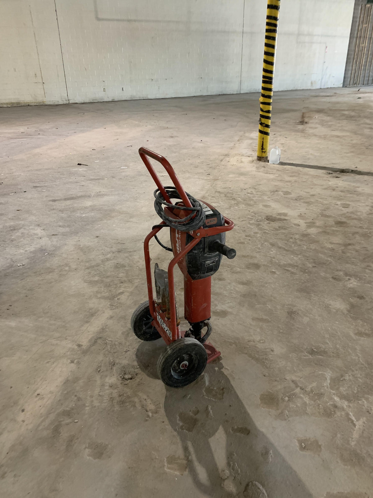 2020 HILTI TE 3000-AVR