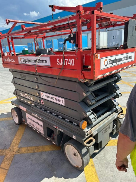 2021 SKYJACK SJ4740