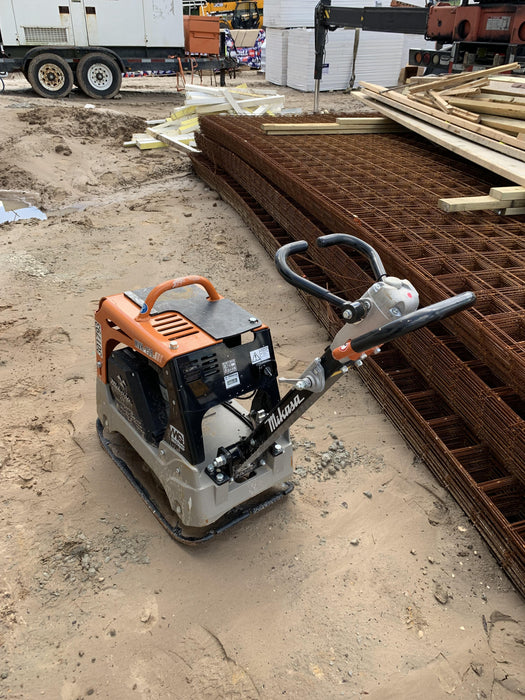 2023 Multiquip MVH158 Honda GX200, 17" Plate, Gas