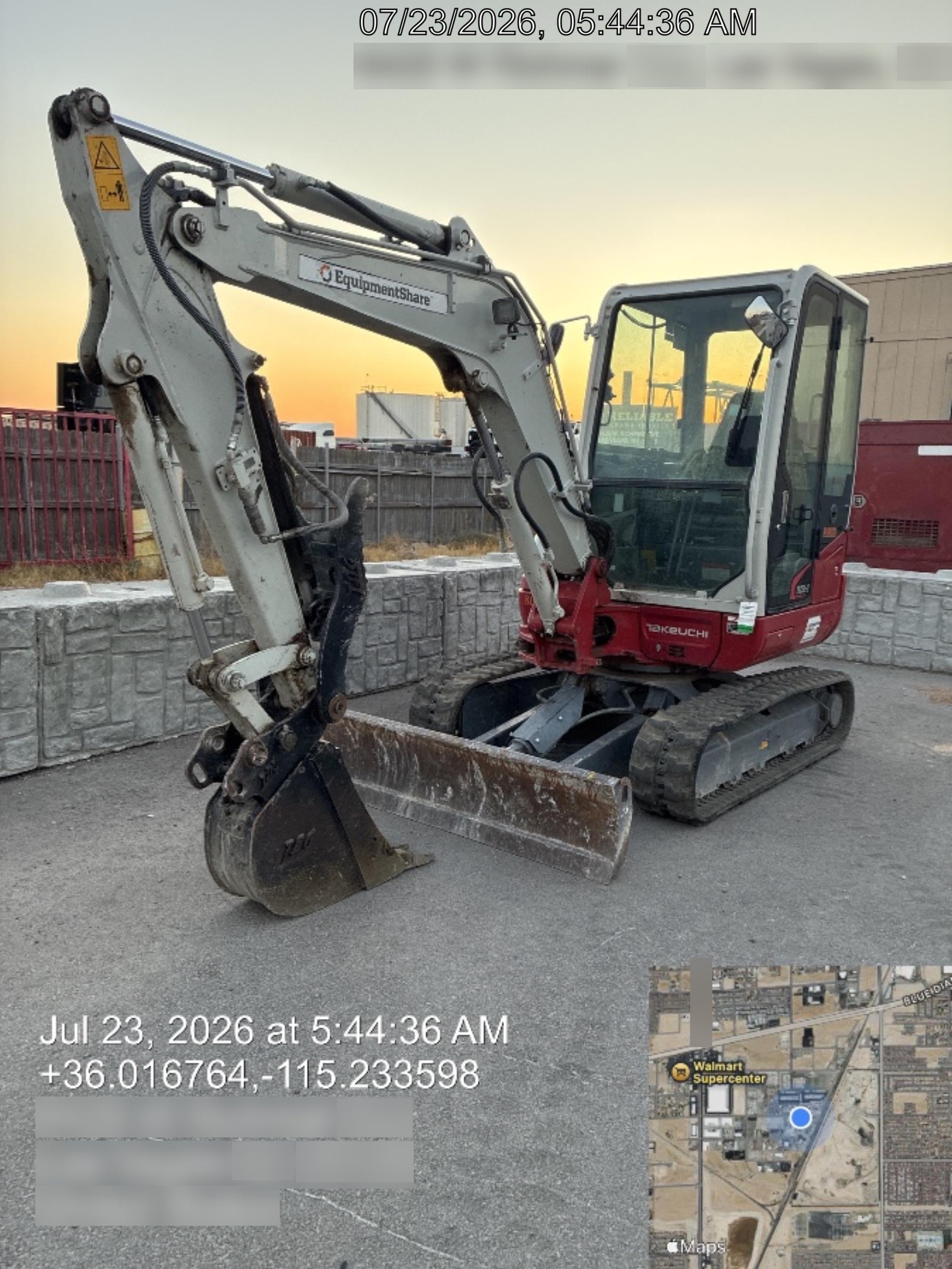 2023 TAKEUCHI TB235-2CR