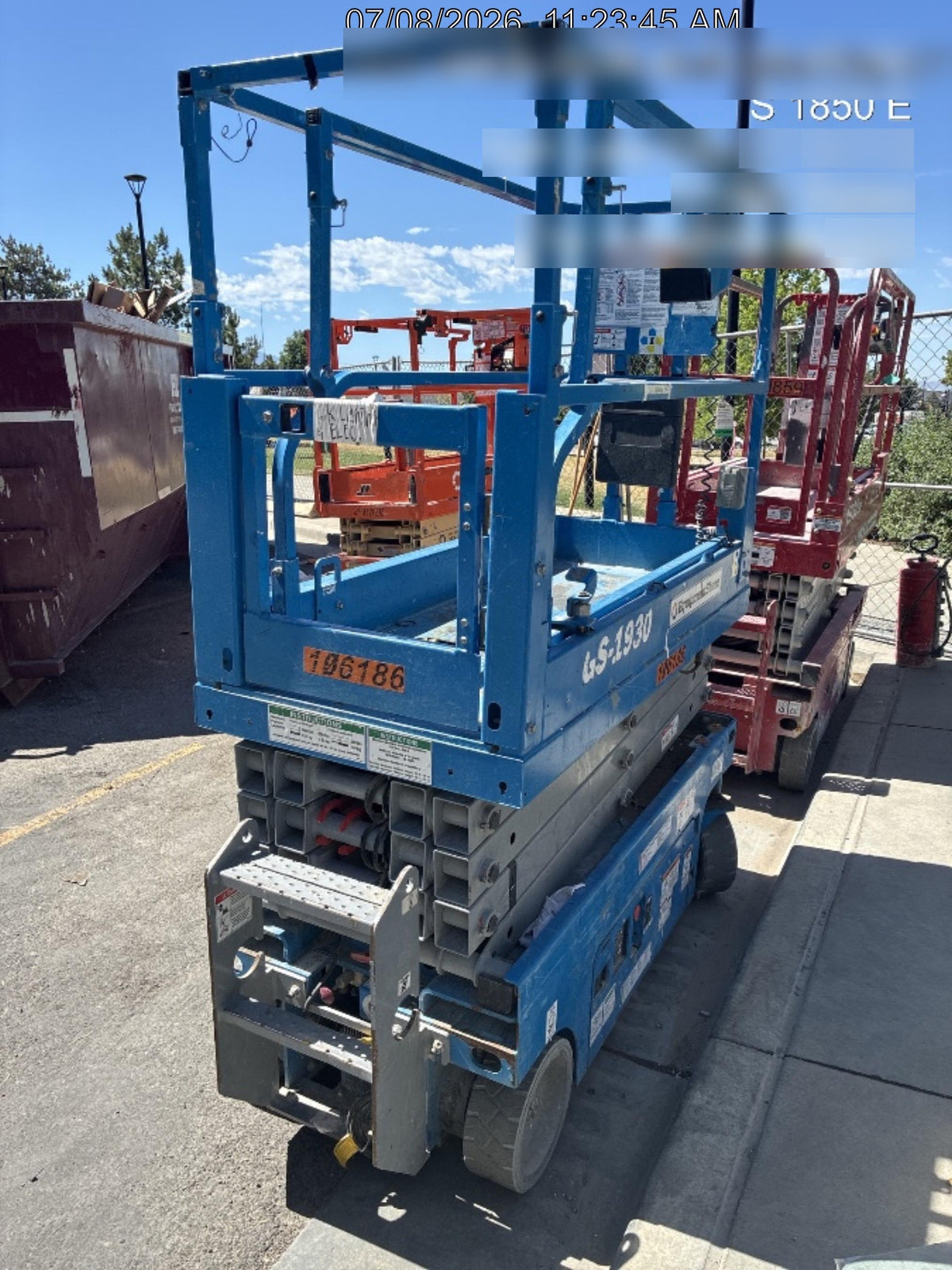 2020 Genie GS-1930 Solid Non Marking Tires, Beacon, Folding rails with half height swing gate, 800W Inverter
