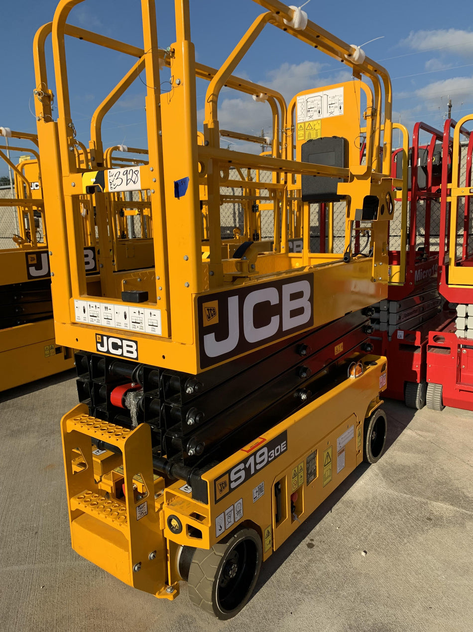 2021 JCB S1930E