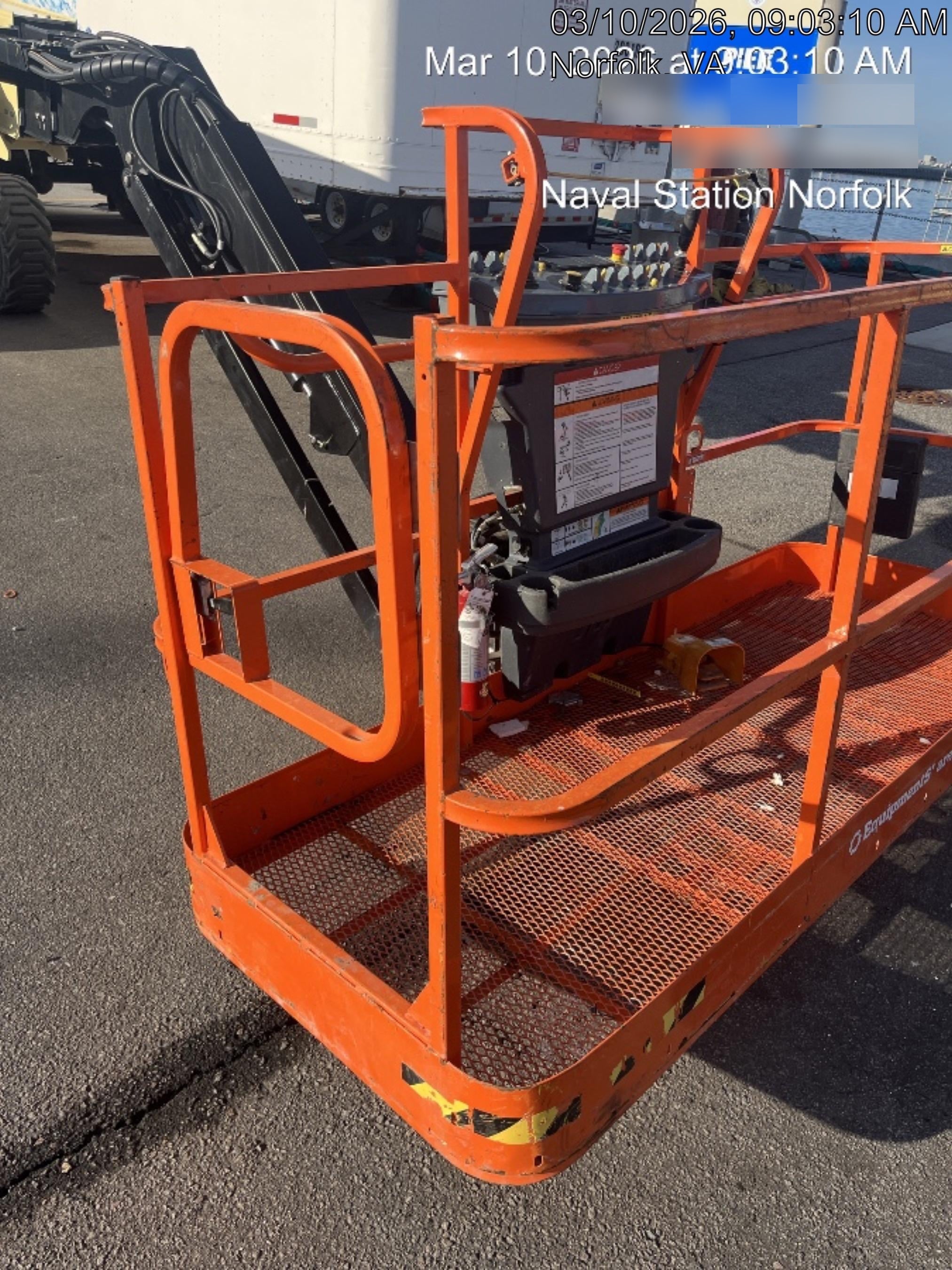 2025 JLG 660SJ