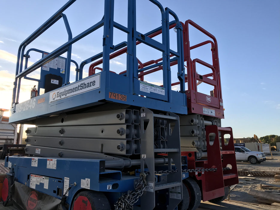 2019 Genie GS-2646 folding rails with full height swing gate