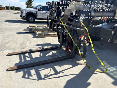 2021 JLG 1075