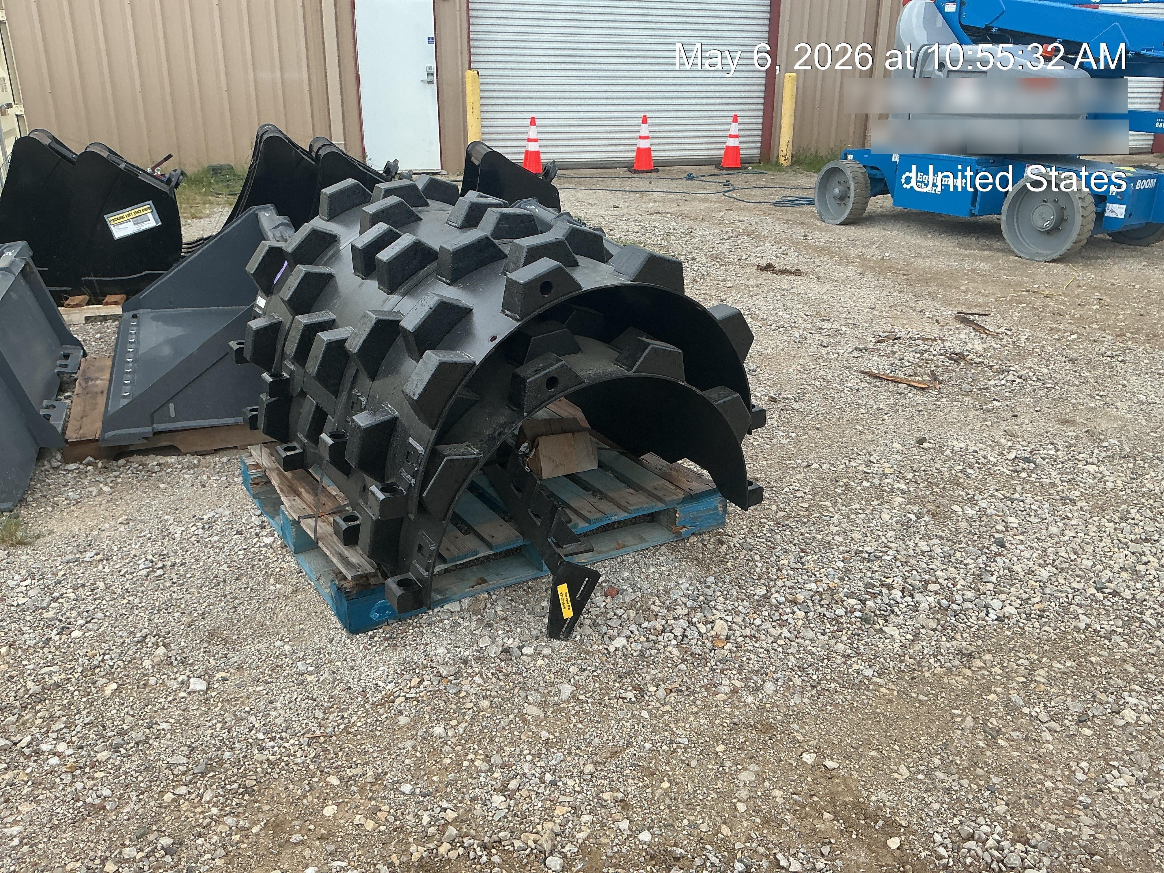 2026 DYNAPAC CA1300D 54" Shell Kit 4812330069