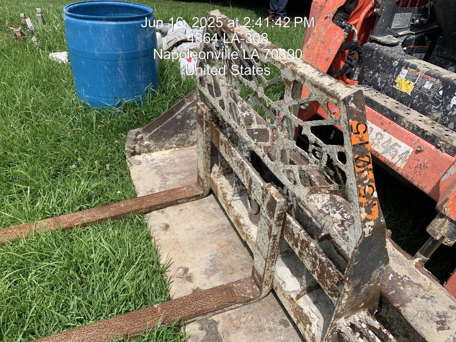 2021 PALADIN 48" Pallet Forks - Paladin