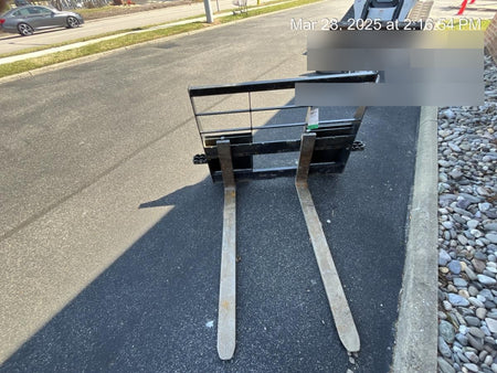 2022 PALADIN 48" Pallet Forks - Paladin