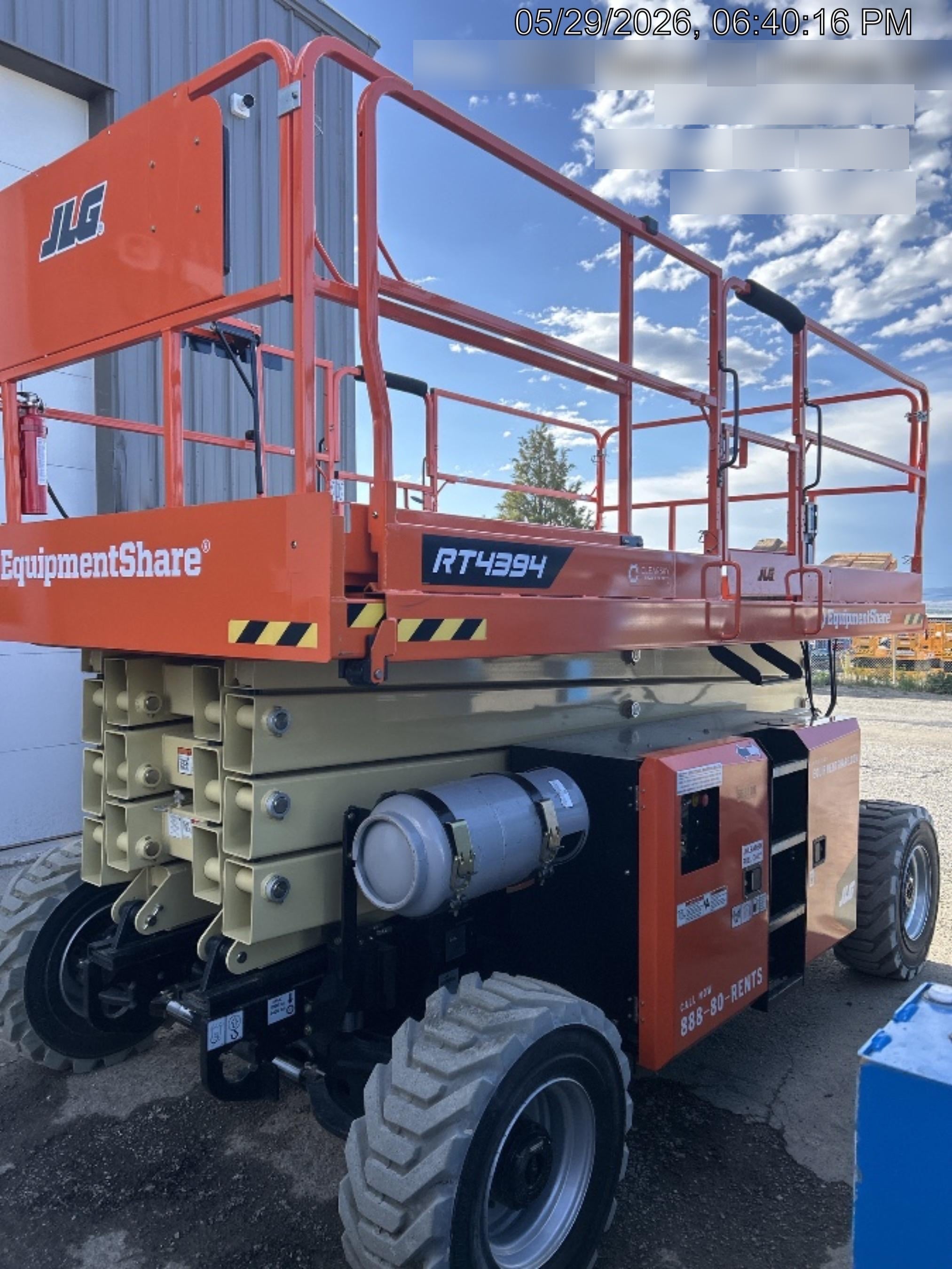 2025 JLG RT4394