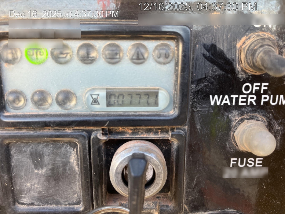 2019 Vac-Tron LP573XDT 24Hp Kohler Diesel, 500 Gal Debris Tank, 500 CFM Vacuum Pump, x2 100 Gal Water Tanks