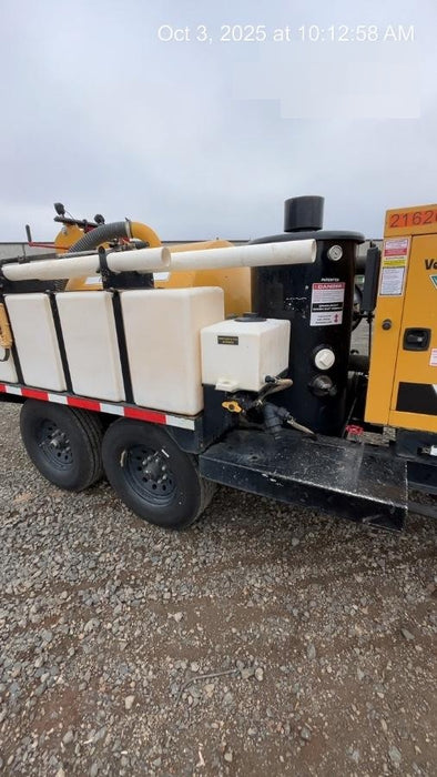 2022 Vac-Tron LP573XDT T4 Koehler Diesel Engine, 500 Gallon Debris Tank, x2 100 Gallon Water Tanks