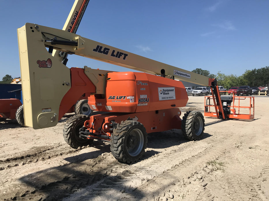 2020 JLG 800AJ