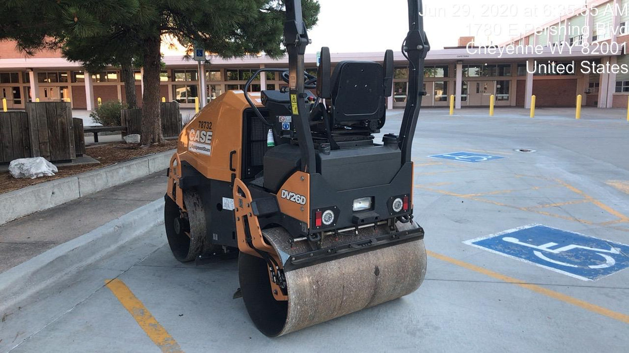 2020 CASE DV26CD