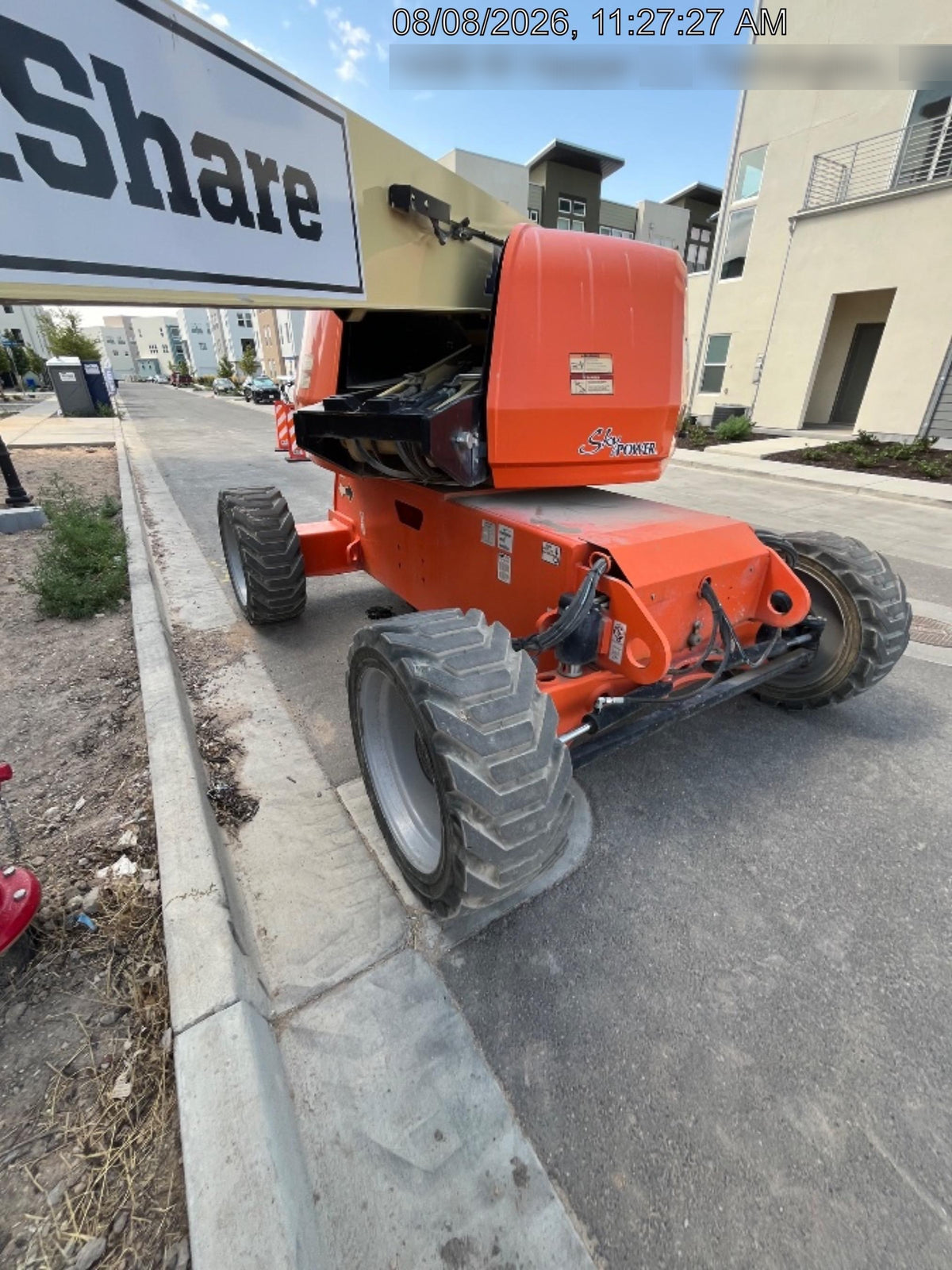 2020 JLG 660SJ