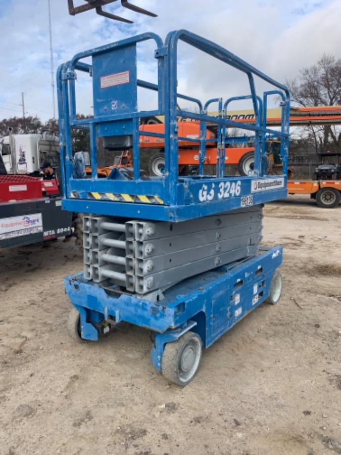 2021 GENIE GS-3246