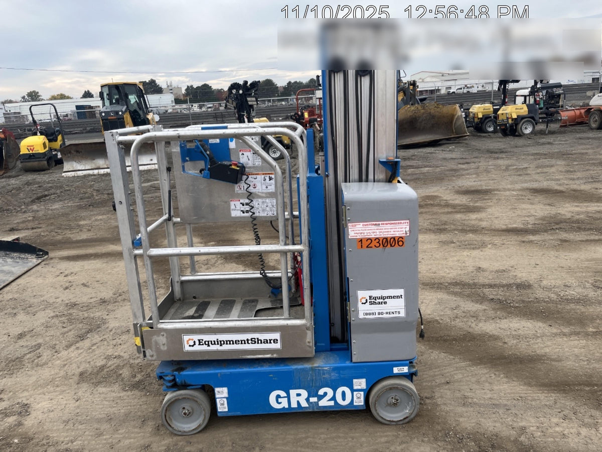 2020 GENIE GR-20
