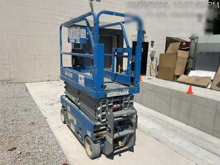 2020 Genie GS-1930 Solid Non Marking Tires, Beacon, Folding rails with half height swing gate