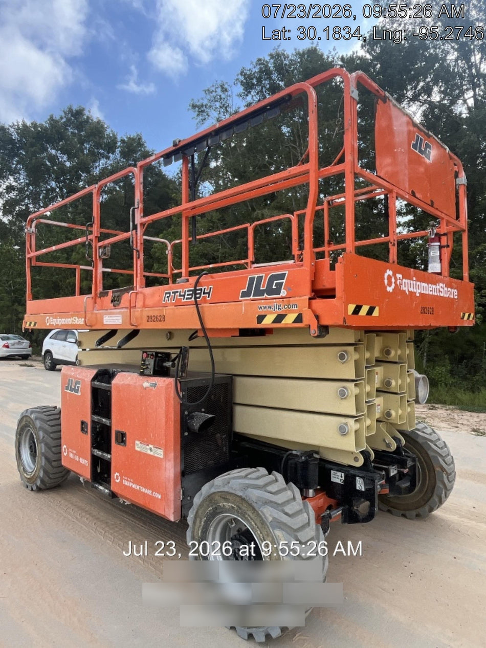 2022 JLG RT4394