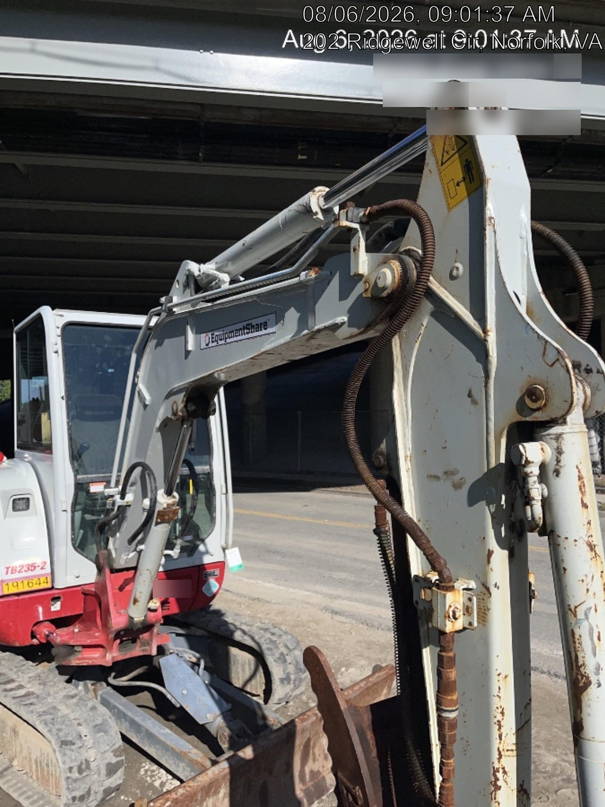 2021 TAKEUCHI TB235-2CR