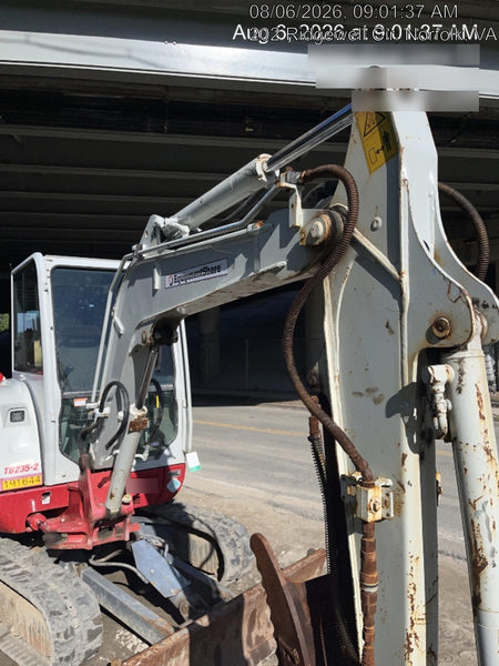 2021 TAKEUCHI TB235-2CR