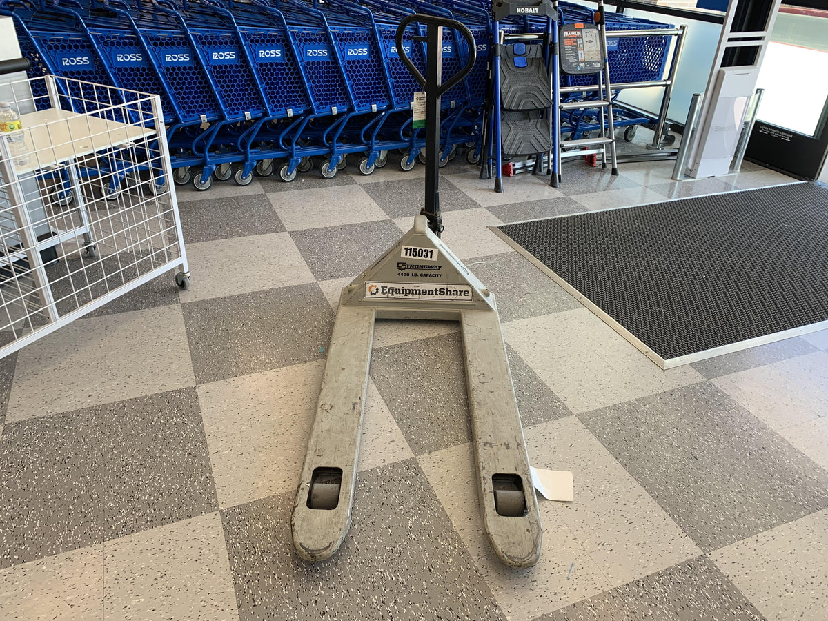 2019 STRONGWAY 4400 lb Pallet Jack