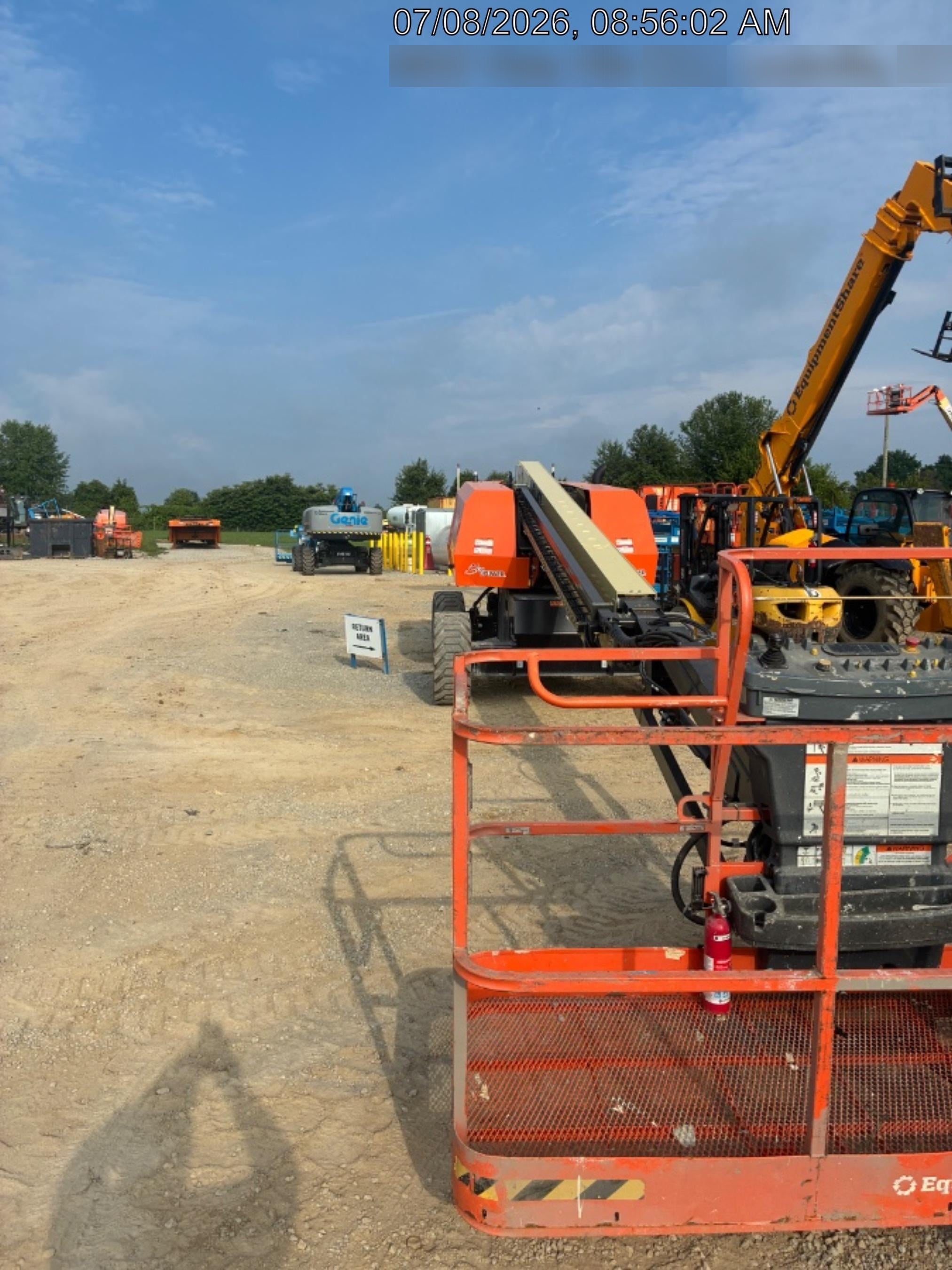 2025 JLG 660SJ