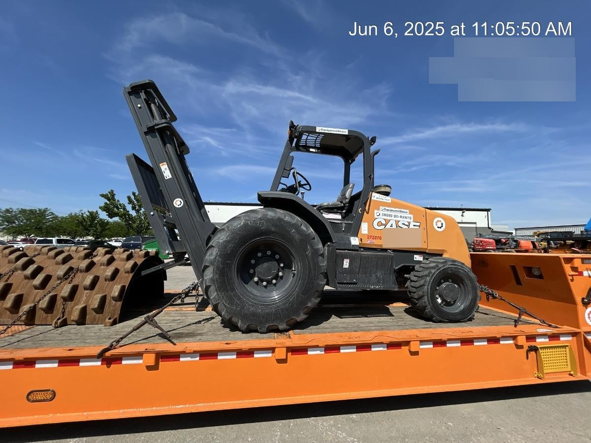 2023 CASE 588H
