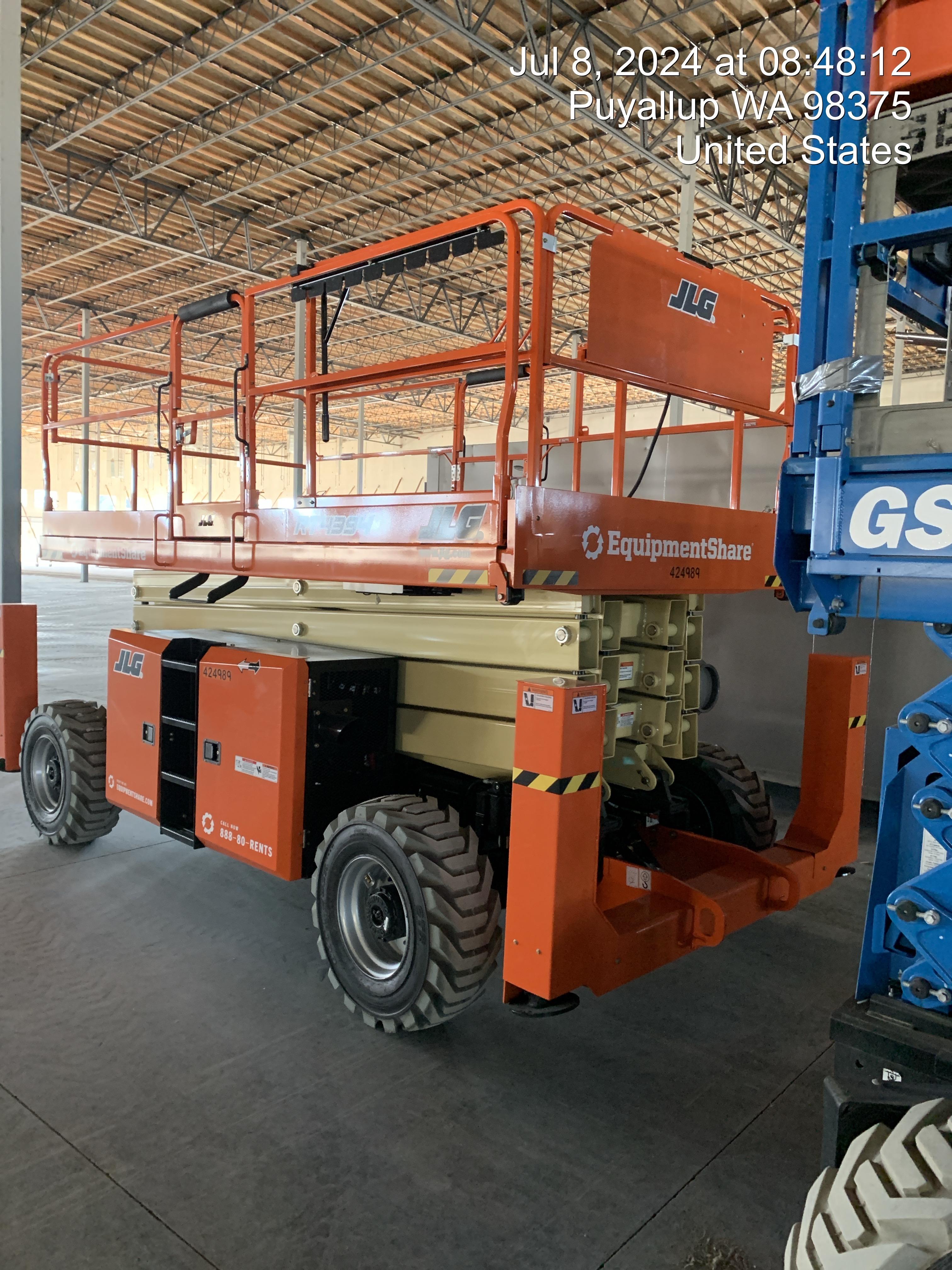 2024 JLG RT4394