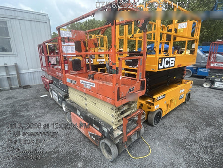 2021 JLG ES1932