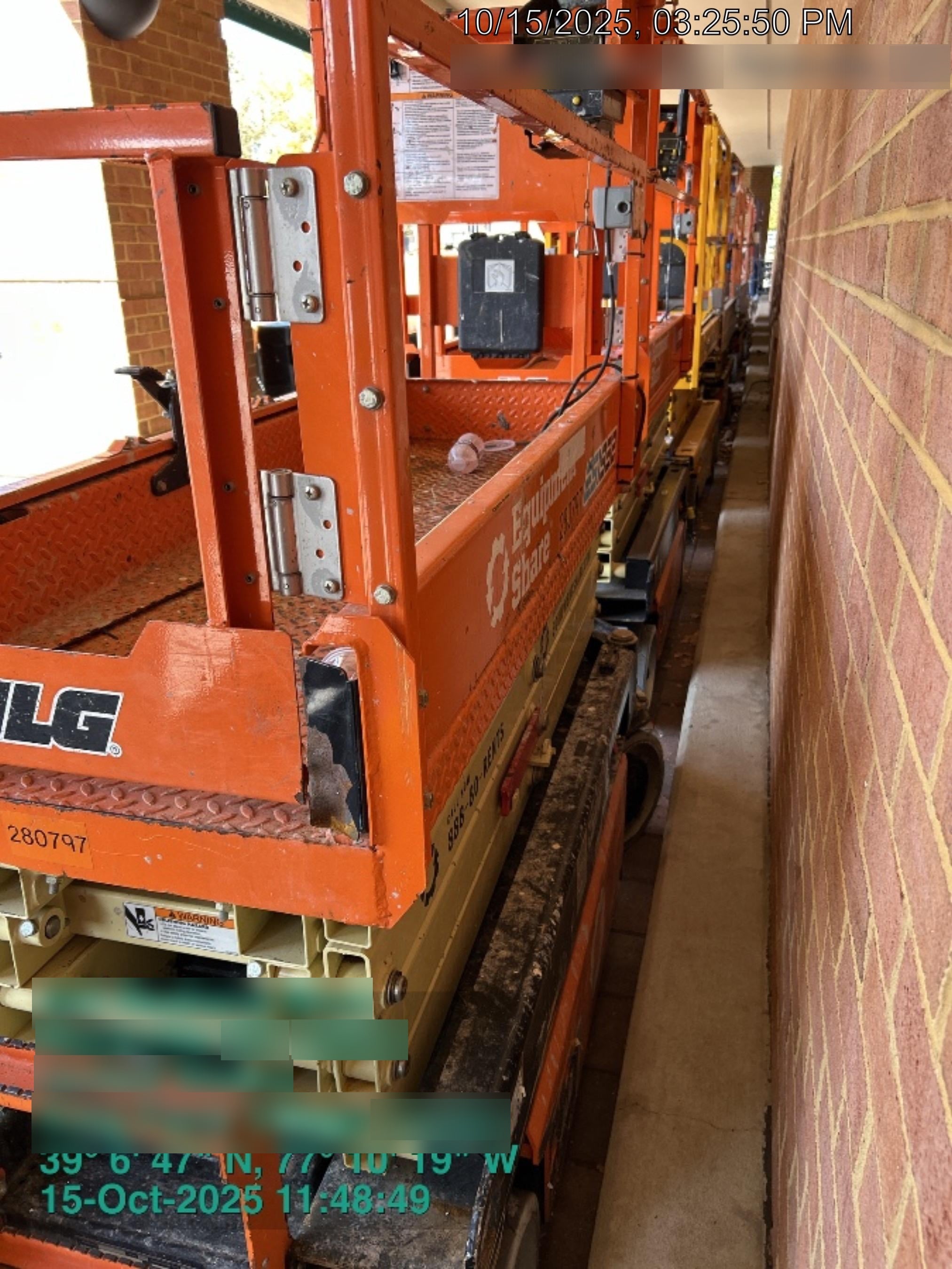 2022 JLG ES1932