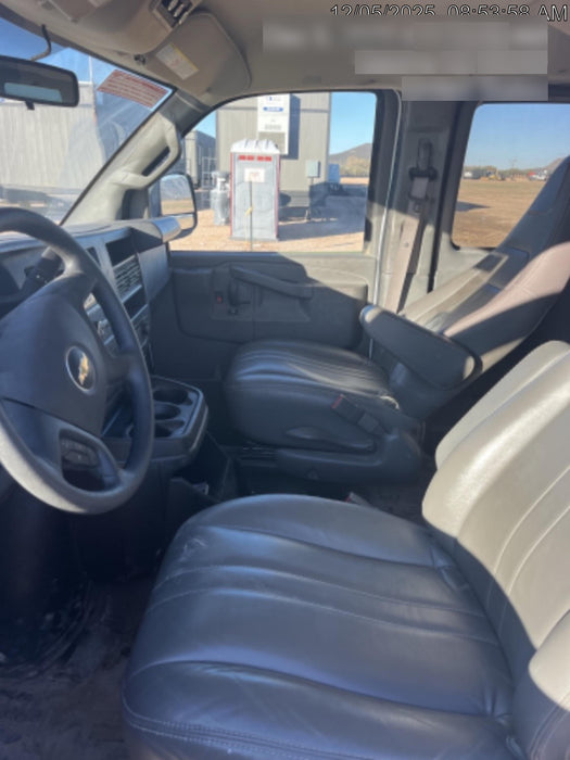 2025 CHEVROLET Express Van - Rental
