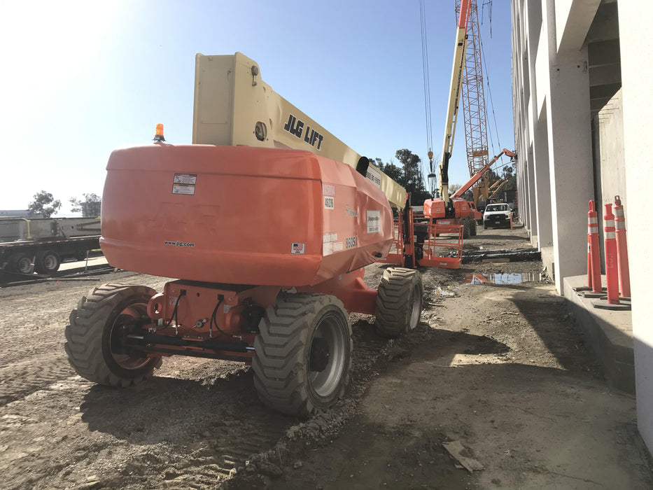 2019 JLG 860SJ