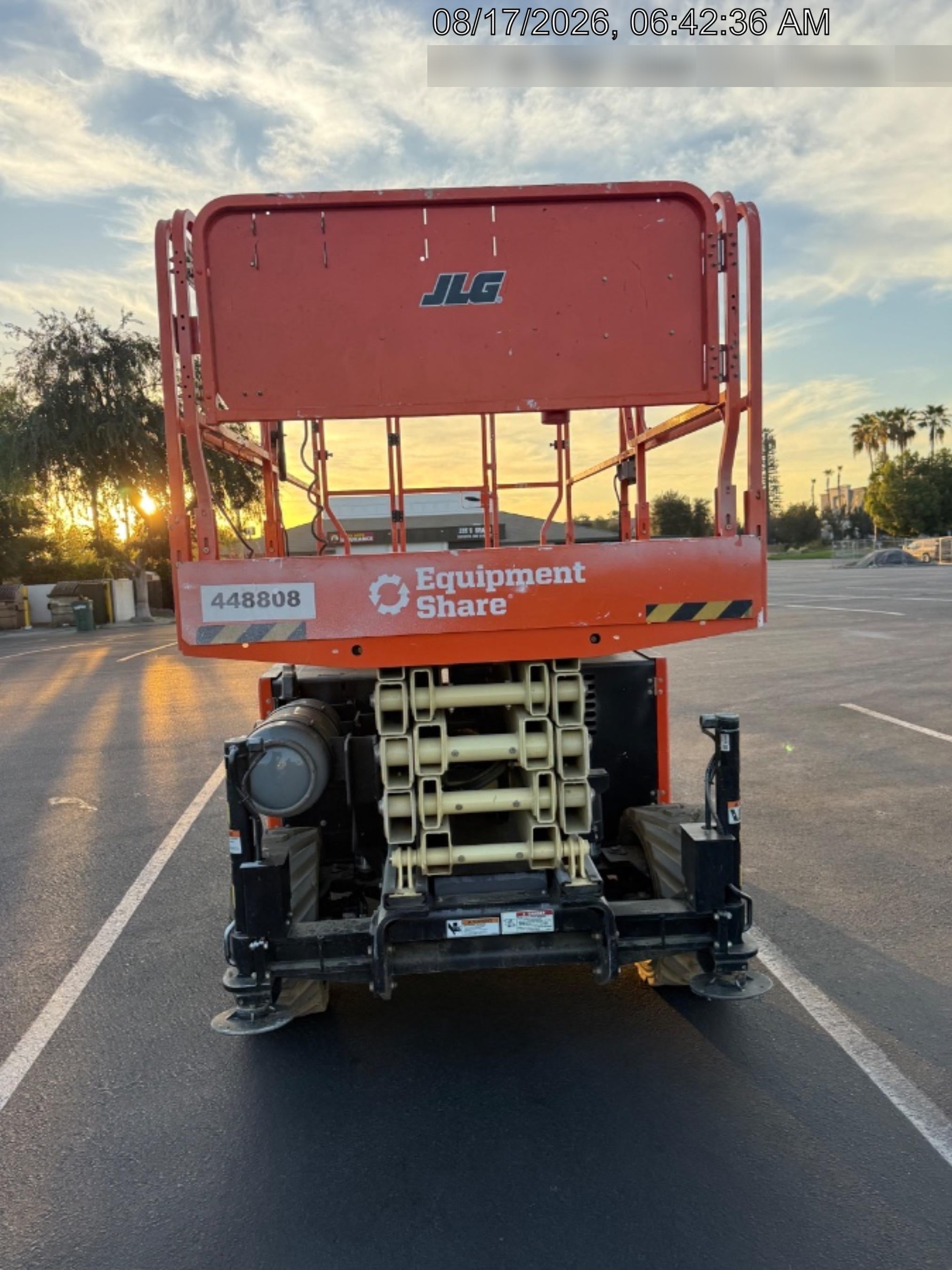 2024 JLG RT4069
