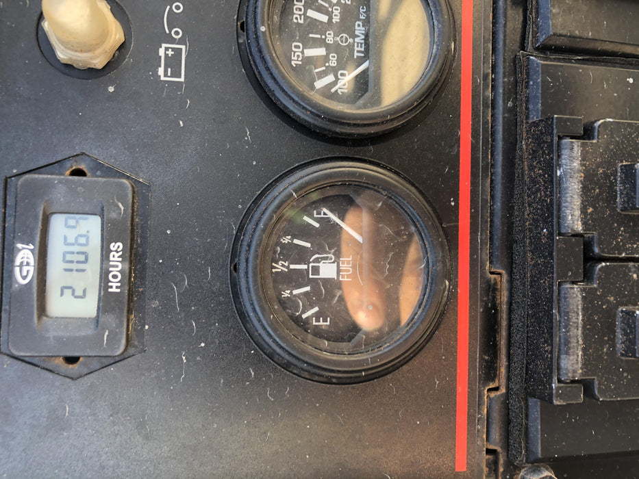 2019 Lincoln Electric Vantage 322 Welder Ready-Pak 3, Two wheel trailer, Fender and Light kit, Cable Rack