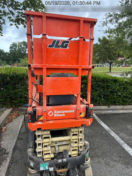 2023 JLG ES1932