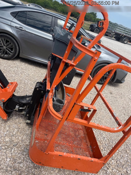 2022 JLG 340AJ