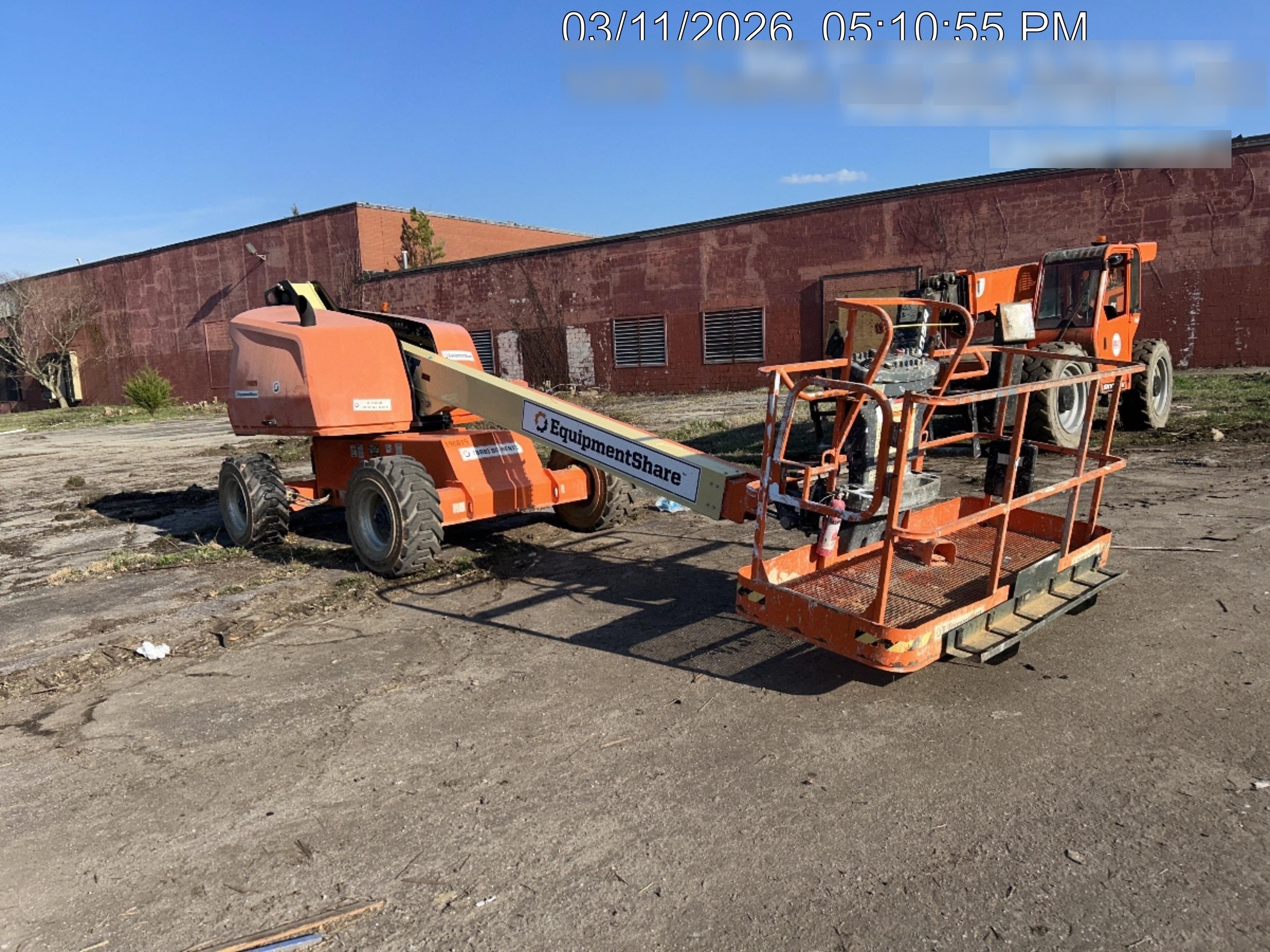 2021 JLG 400S