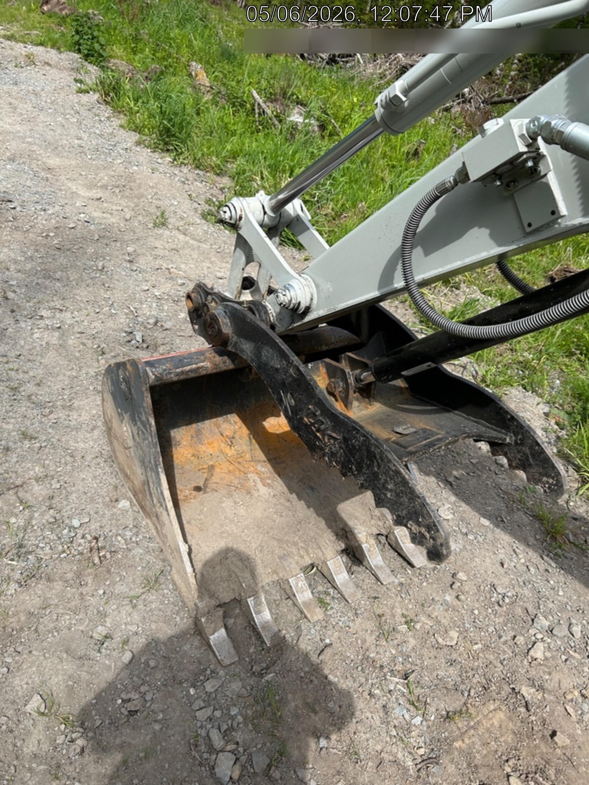 2025 TAKEUCHI TB250-2CR