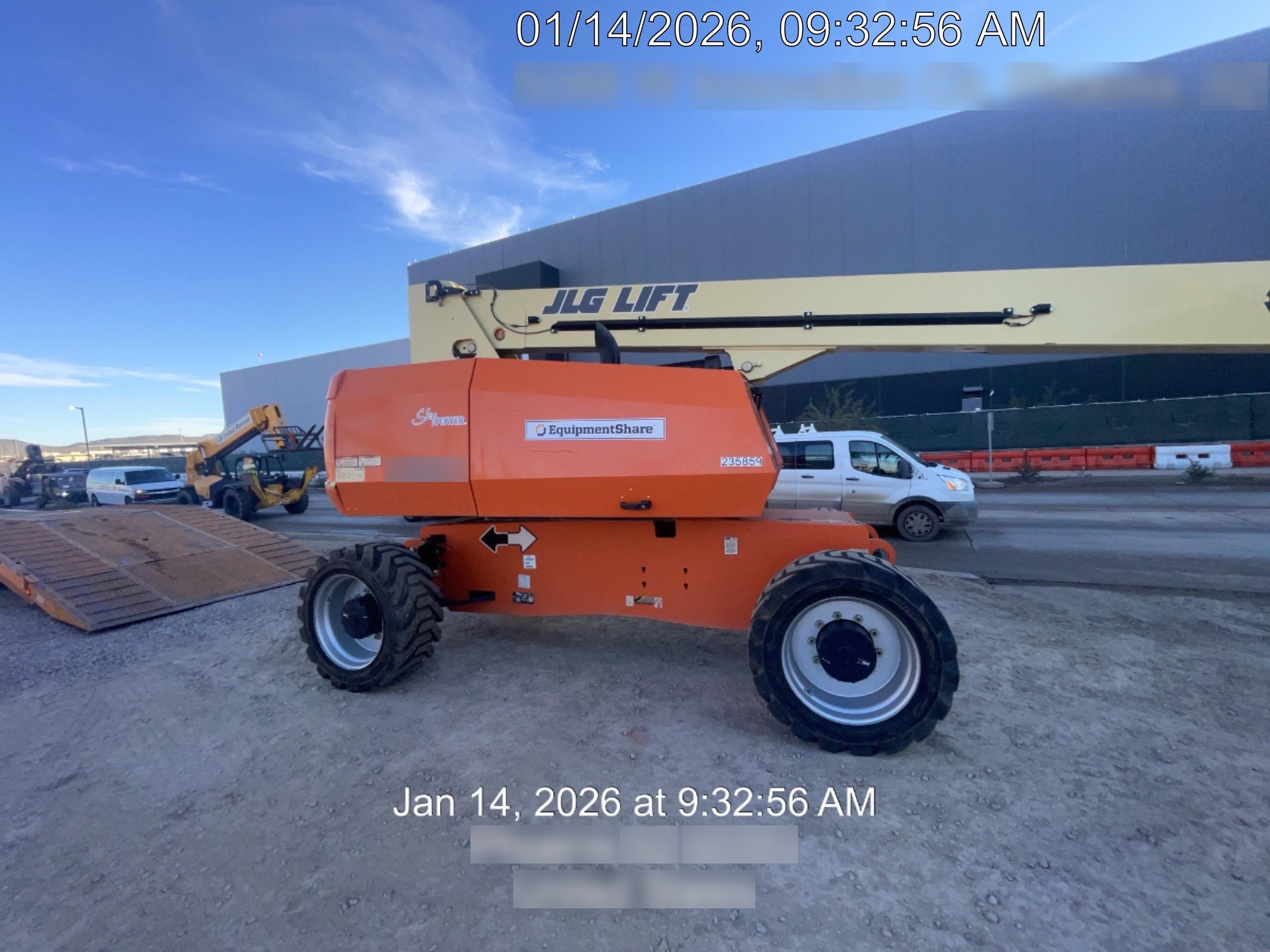 2022 JLG 860SJ