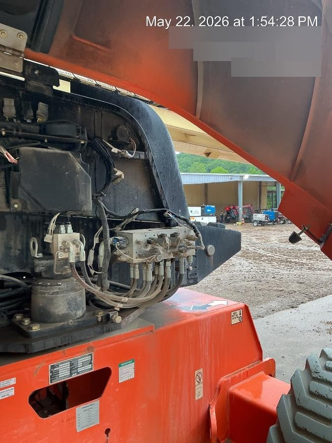 2019 JLG 660SJ