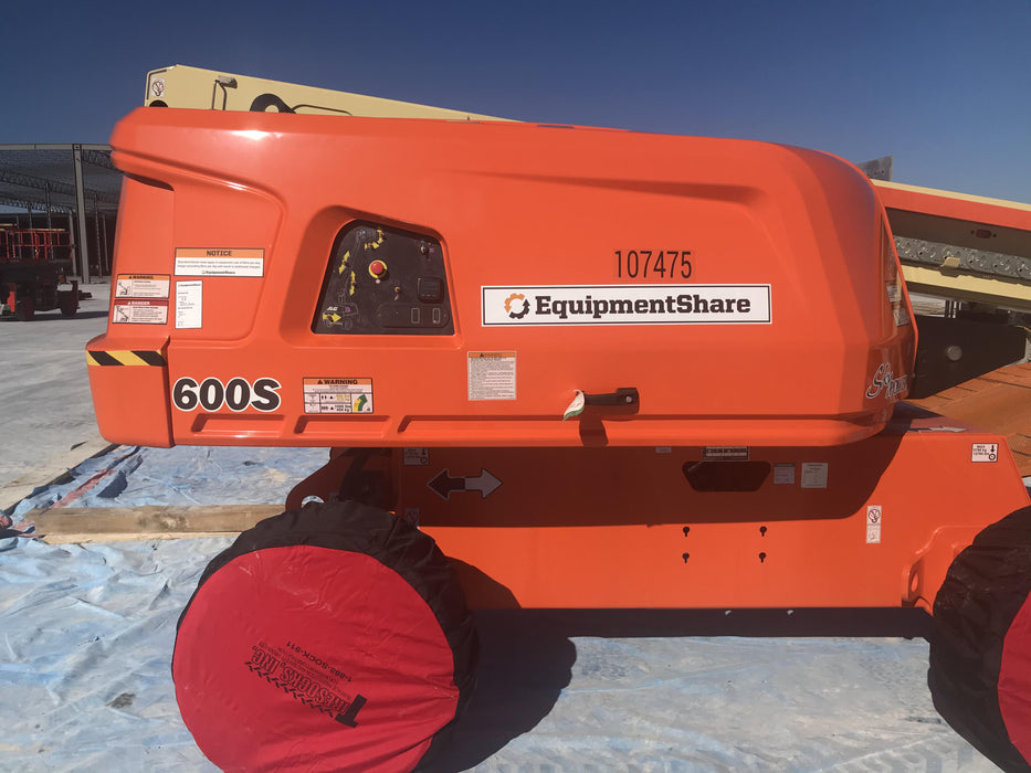 2020 JLG 600S
